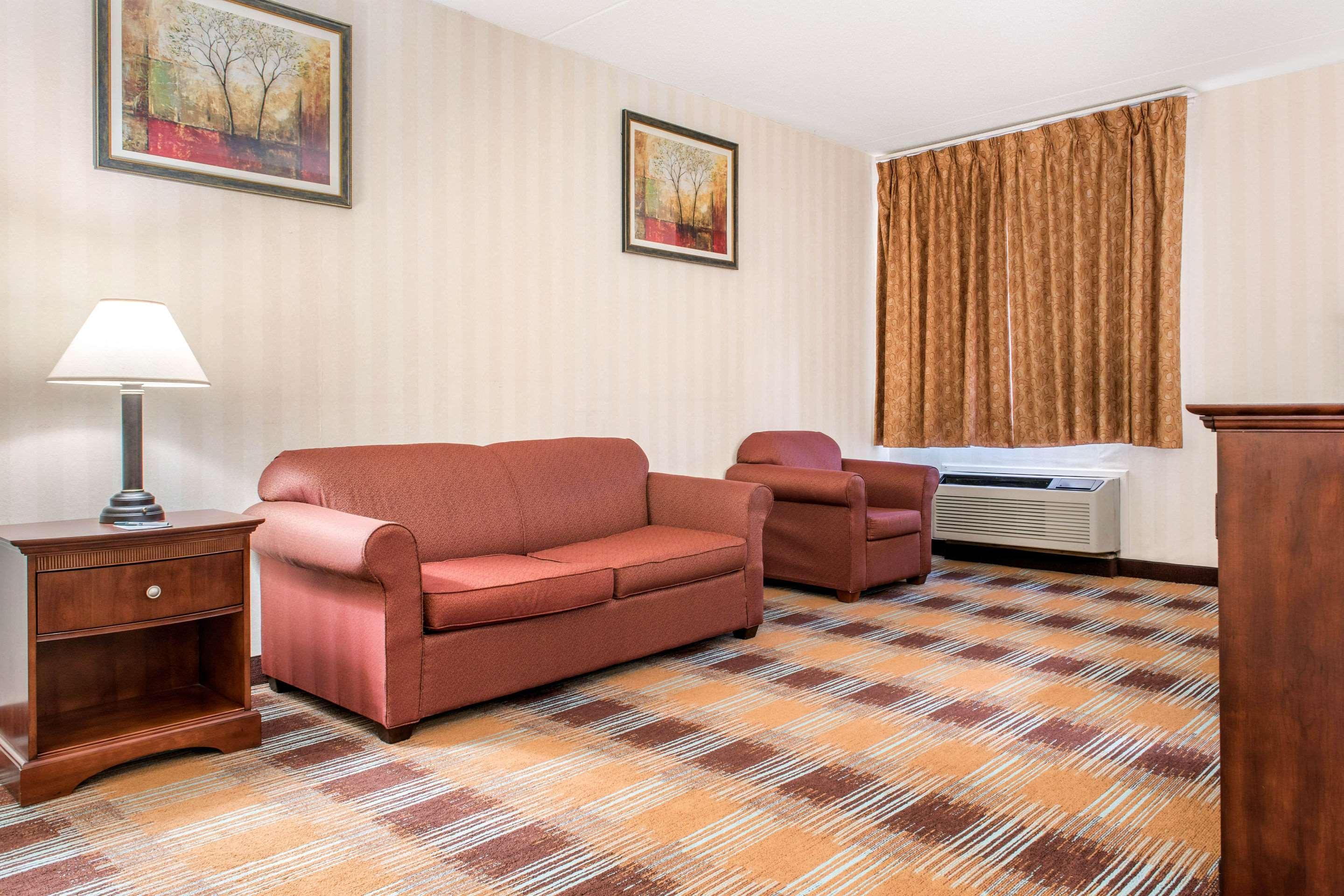 Quality Inn & Suites Miamisburg - Dayton South Екстериор снимка