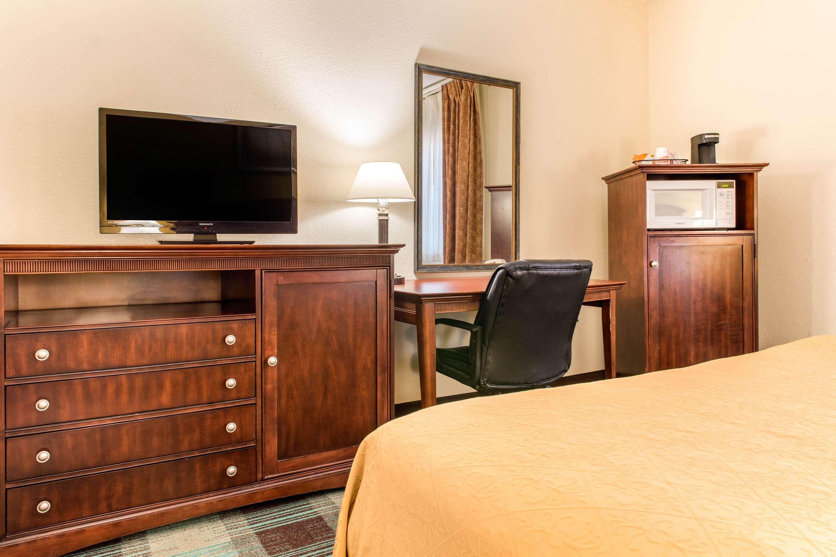 Quality Inn & Suites Miamisburg - Dayton South Екстериор снимка